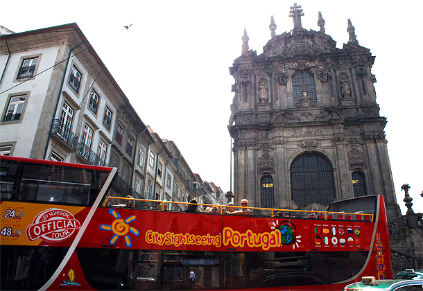 Hop-on hop-off bus in Porto
